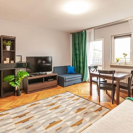 Superapart Woloska 40 Warszawa Zewnętrze zdjęcie
